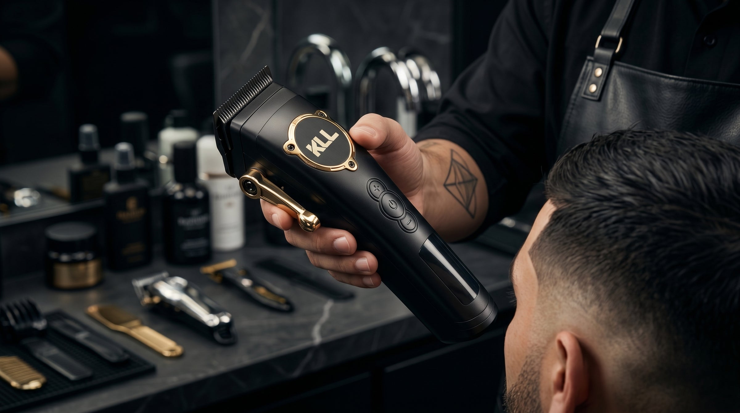 Create_a_cinematic_luxury_barber_202605121511.jpeg__PID:26d55f92-1546-48ea-8359-076cd490aba7